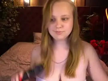 Chaturbate Watch Live Sex Cams of crystallpaws_