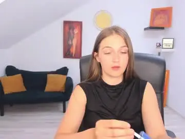 Chaturbate Nude Webcam of annewilsonn