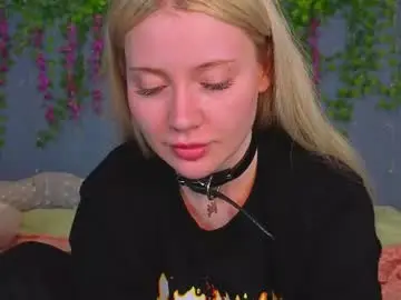 Chaturbate Free Porn Cam of lillie_berry