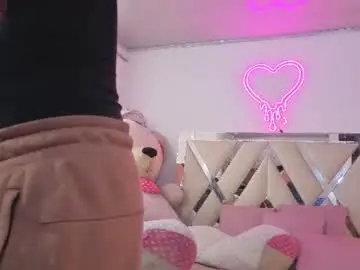 Chaturbate Free Porn Cam of milah_tay