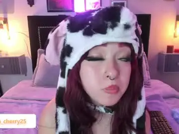Chaturbate Adult Webcams of leah_cherry