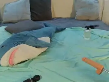Chaturbate Free Porn Cam of kiki_krash