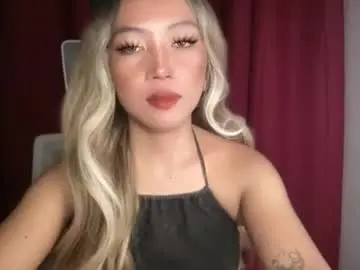 Chaturbate Live Porn of makemesquirt_xxx
