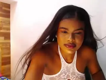 Chaturbate Live Sex Cam of mariahsugarrr