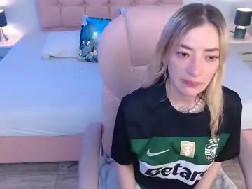 Chaturbate Adult Video Chat of zoee_joness