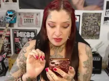 Chaturbate Best live sex cam show of rollyderolandia666