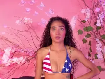 Chaturbate Live Sex Cam of charlotte_love10