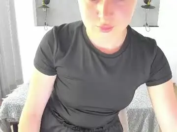 Chaturbate Watch Live Sex Cams of kitkatvel