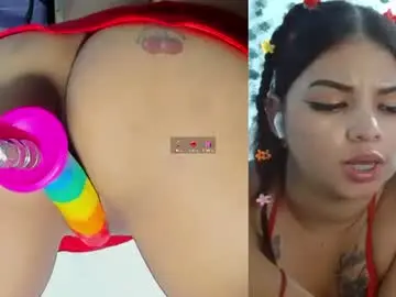 Chaturbate Free Live Porn of emily_thompson__33