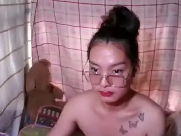 Chaturbate Adult Video Chat of pinay_janella10