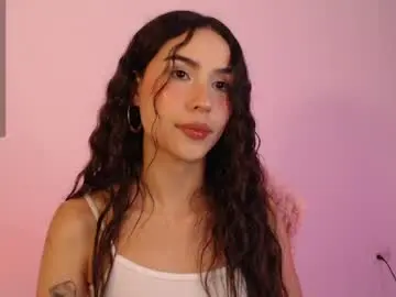 Chaturbate Live Sex Cam of lzzyink