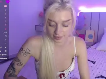 Chaturbate Best live sex cam show of blondyli