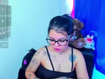 Chaturbate Live Sex Cam of emma_boo_