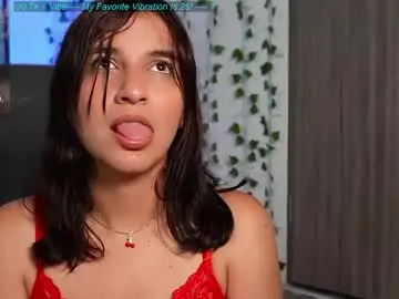 Chaturbate Adult Video Chat of cerecitaqueen