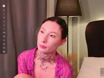 Chaturbate Nude Webcam of roxy_morrison_x