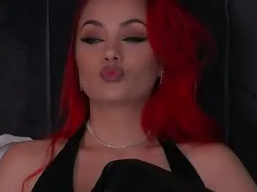 Chaturbate Free Porn Cam of emmelyn_