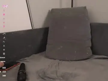 Chaturbate Best live sex cam show of jennyplaudis_