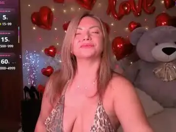 Chaturbate Best live sex cam show of camille_game