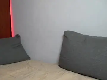 Chaturbate Nude Webcam of julia_cristal