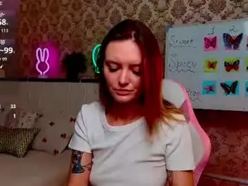 Chaturbate Live Sex Cam of ursula_andresss