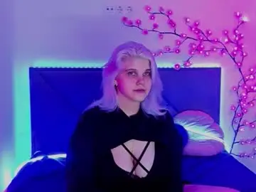 Chaturbate Live Sex Cam of joannlowes