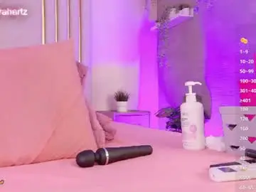 Chaturbate Adult Video Chat of keirahartz