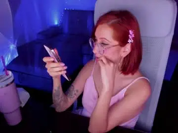Chaturbate Nude Webcam of milly_yako