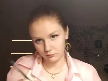 Chaturbate Best live sex cam show of aracelisisofo