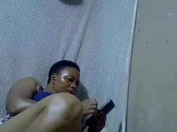 Chaturbate Watch Live Sex Cams of bigclit_wethairypus