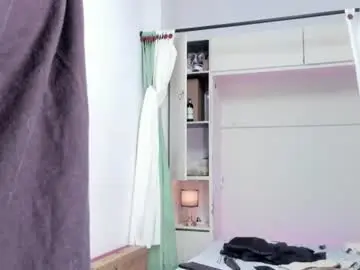 Chaturbate Live Sex Cam of blackywhiite