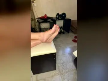 Chaturbate Live Sex Cam of goddessfreya35