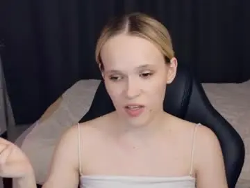 Chaturbate Watch Live Sex Cams of thehousemaid1