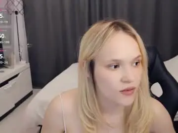 Chaturbate Live Porn of thehousemaid1