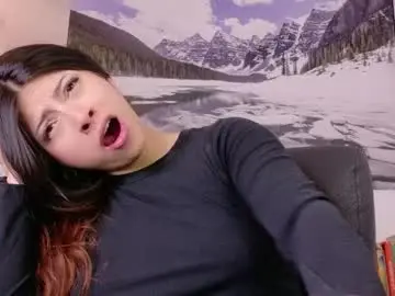 Chaturbate Live Porn of adrianna5_