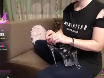 Chaturbate Watch Live Sex Cams of bella_antoniaxo
