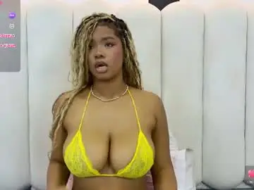 Chaturbate Live Sex Cam of ela_ebony_