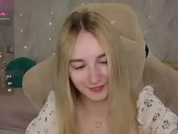 Chaturbate Nude Webcam of shy__polly