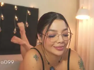 Chaturbate Adult Webcams of sarah_hiill