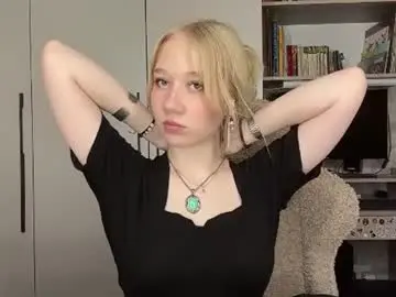 Chaturbate Sex Cam of hilarianimocks
