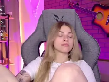 Chaturbate Watch Live Sex Cams of elliecutes
