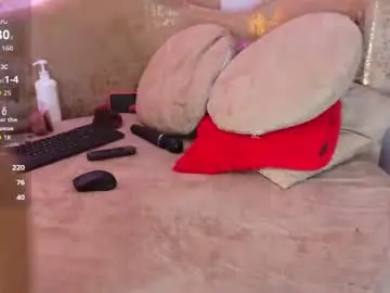 Chaturbate Sex Cam of bella_moonlight_cr