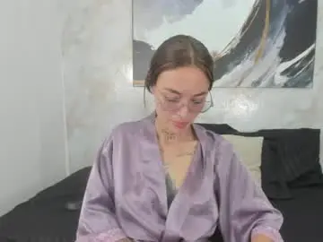 Chaturbate Free Porn Cam of cloe_amazingg