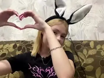 Chaturbate Watch Live Sex Cams of richellearmentrout