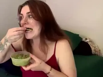 Chaturbate Live Sex Cam of intothewoodswego