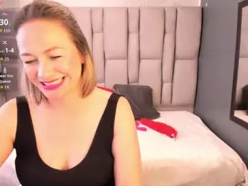 Chaturbate Watch Live Sex Cams of charlot_milf