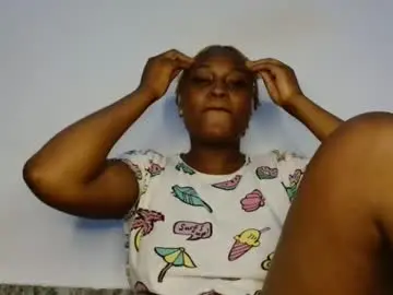 Chaturbate Live Sex Cam of dirtydesirebabe