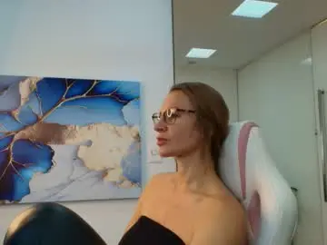 Chaturbate Sex Chat of milf_tea
