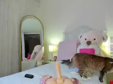 Chaturbate Free Porn Cam of yourlilo__24