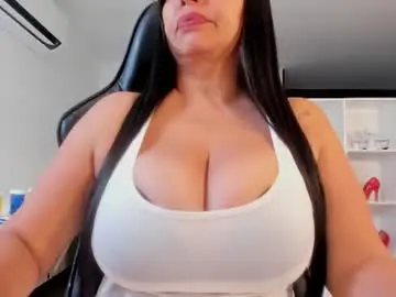 Chaturbate Live Sex Cam of natural_bigboobs