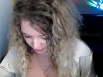 Chaturbate Live Sex Cam of luxdonna